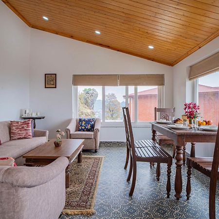 Stayvista At Albert Estate 무소리에 외부 사진